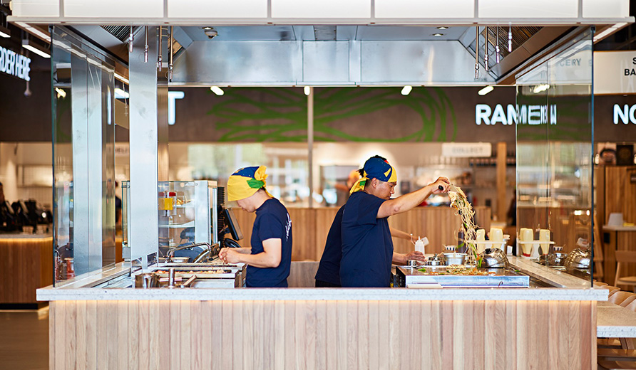 Eat & Drink JAPAN（TAKOYAKI, OKONOMIYAKI & YAKISOBA）